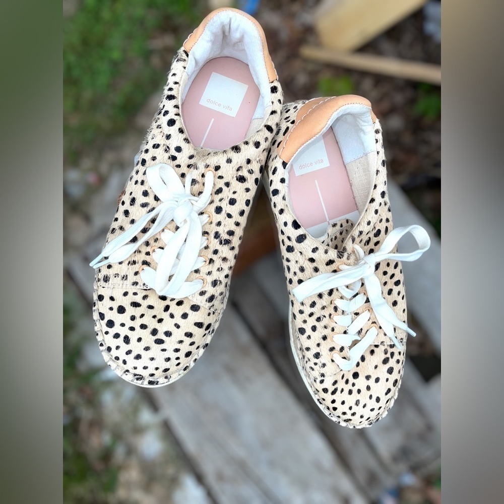 Dolce Vita Size 8.5 Women’s Madox Calf Hair Leopard-Print Sneakers •Low Top EGUC - Picture 7 of 16